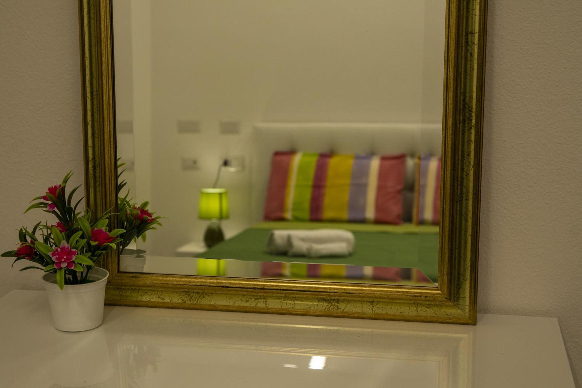 Ross House Apartment *